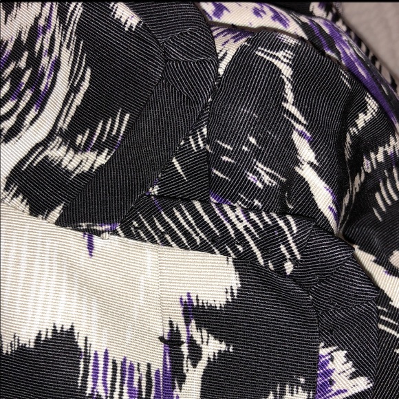 Elie Tahari Ladies Blazer NWOT XS - Picture 3 of 6